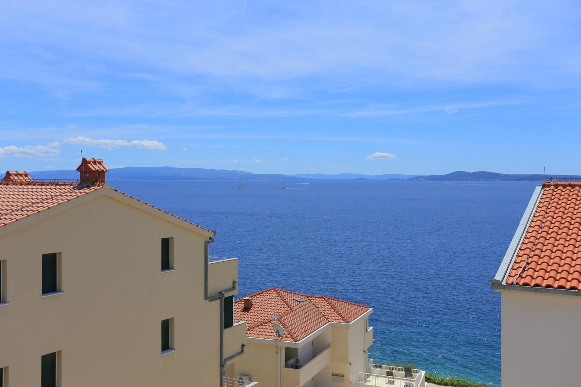 Family Friendly Apartments With A Swimming Pool Businci, Ciovo - 11232 โตรกีร์ ภายนอก รูปภาพ