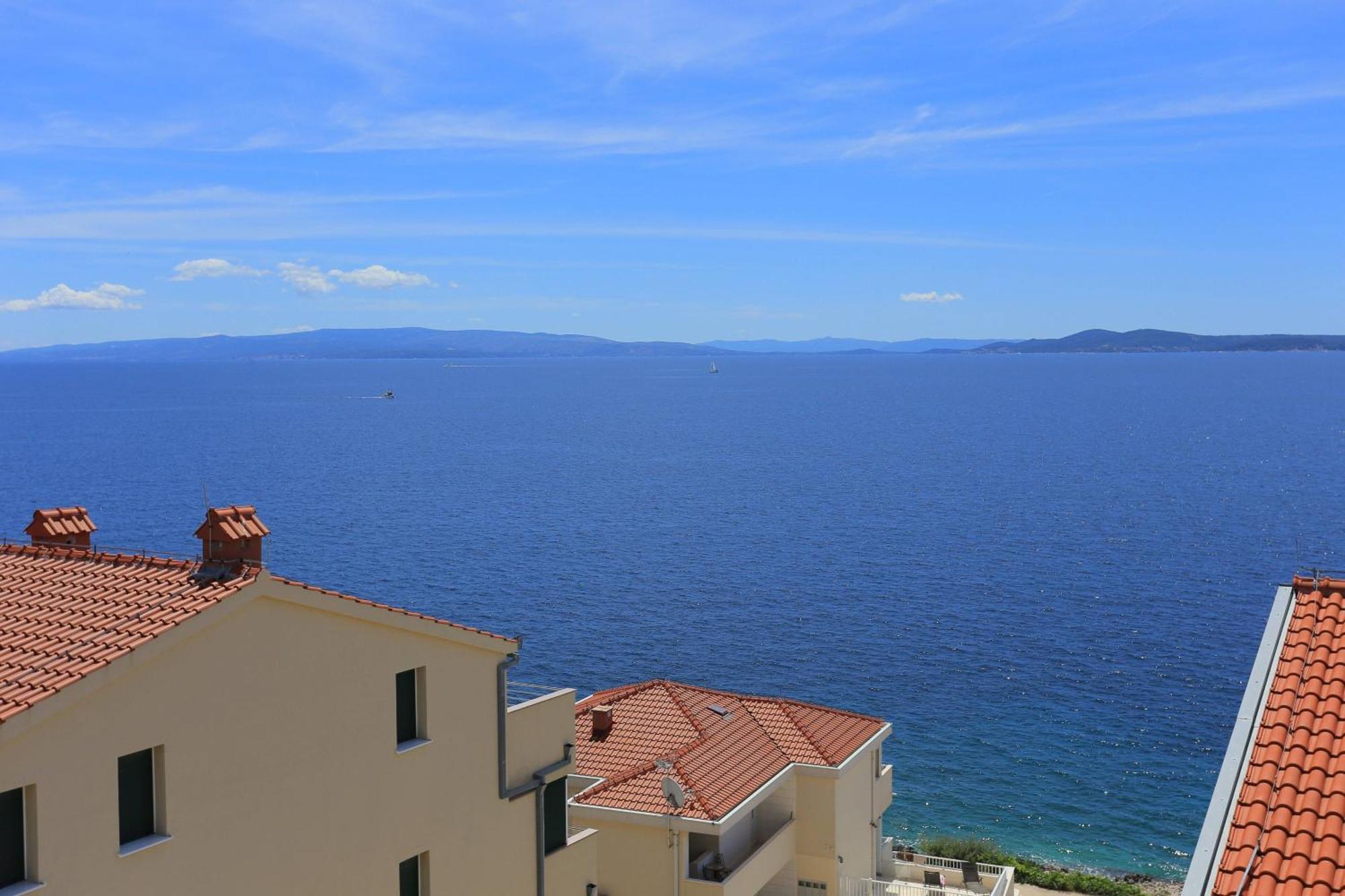 Family Friendly Apartments With A Swimming Pool Businci, Ciovo - 11232 โตรกีร์ ภายนอก รูปภาพ